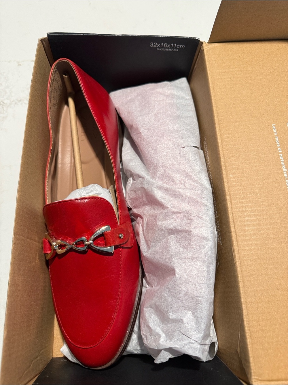 Naturalizer Red Leather Slip-On Loafer with Gold Chain Detail - Picture 2 of 2